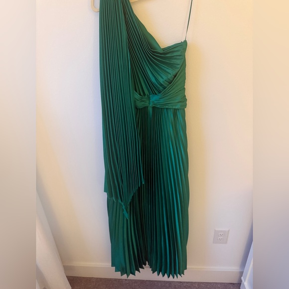 SELFIE LESLIE Kelly Green Maxi Dress - Picture 4 of 4